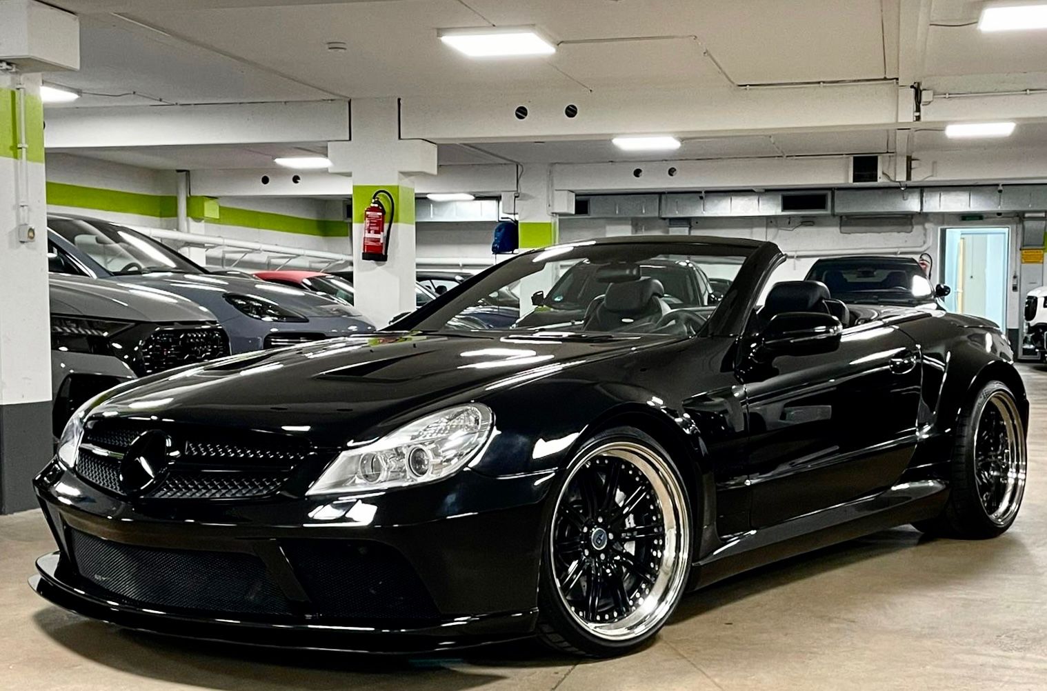 Fahrzeugabbildung Mercedes-Benz SL 55 AMG 65 BLACKSERIES KÖNIGSKLASS EINZELSTÜCK