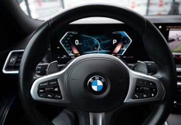 Fahrzeugabbildung BMW 320d Limo. Shadow M-Sport LED|KAM.|VIRTUAL|ACC