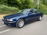 BMW 735i E38 V8 in Biarritzblau  - BMW 735: 735i E38