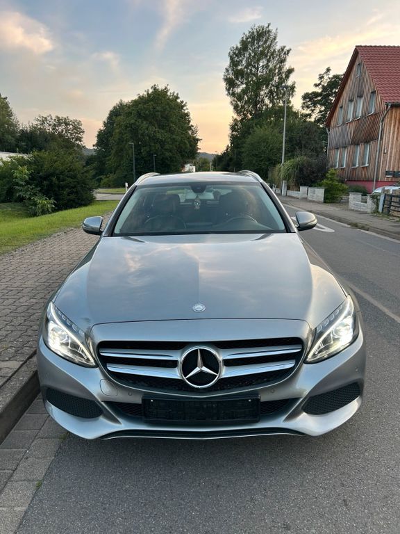 Image of Mercedes-Benz S 300