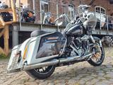 Harley-Davidson FLTRXSE CVO Road Glide - HARLEY-DAVIDSON ROAD GLIDE FLTRX