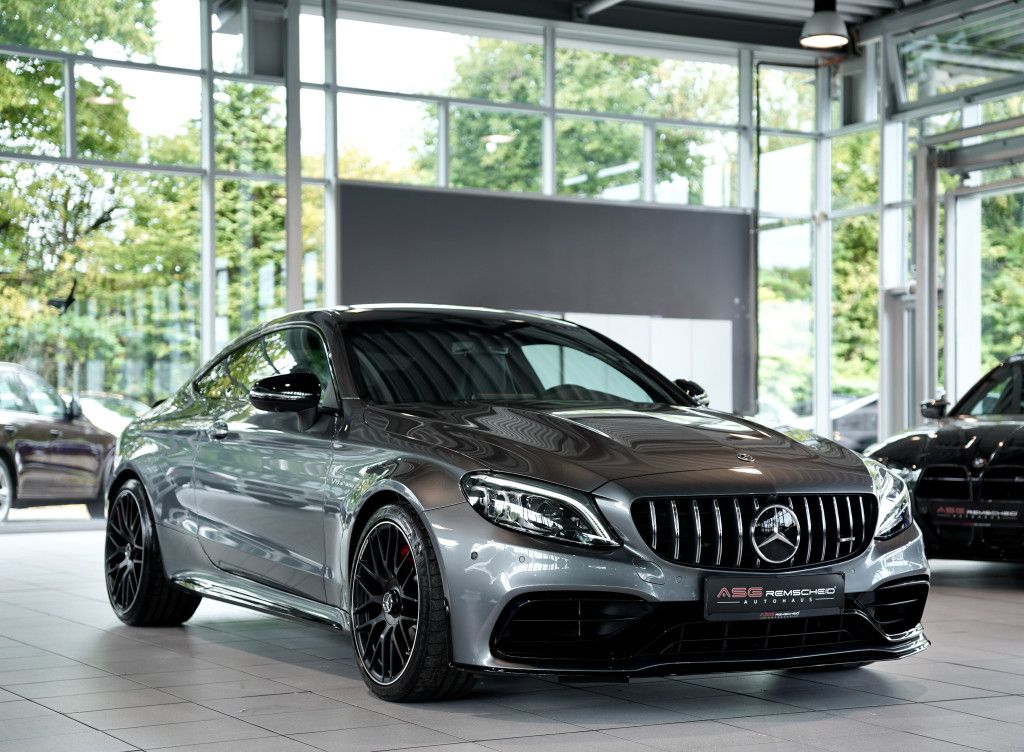 Mercedes Benz C 63 Amg