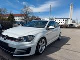 Volkswagen Golf VII Lim. GTI BMT - Volkswagen Golf: Coupe