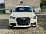 Audi A1 Sportback SERVICE NEU, REIFEN NEU, TÜV NEU - Audi A1 mit Diesel-Antrieb: Kleinwagen