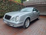Mercedes-Benz CLK 200 Sport - Mercedes-Benz CLK 200: Sport