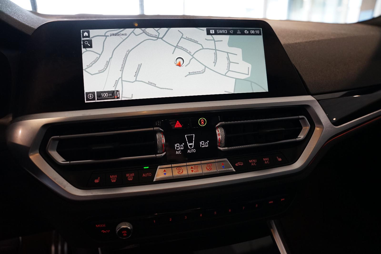 BMW M340i Touring xDrive | Laser | Pano | HuD | 19