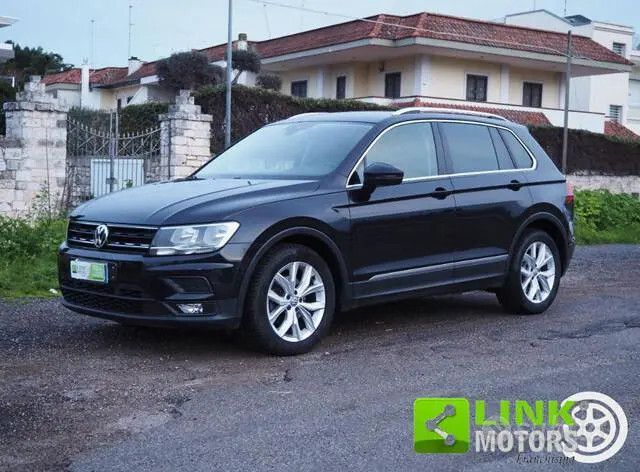 VW VOLKSWAGEN Tiguan 2.0 TDI SCR DSG Business BlueM