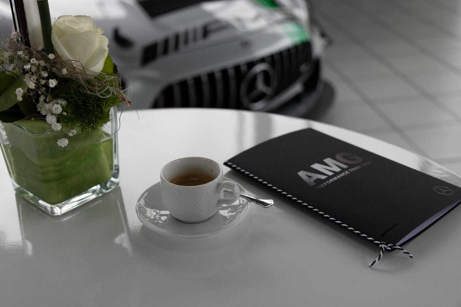 showroom-image-main