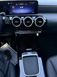 صورة مصغرة 16 لـ 2023 Mercedes-BENZ A 220
