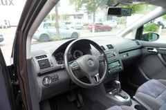 Fahrzeugabbildung Volkswagen Touran Highline DSG 7-Sitzer Tempomat SHZ PDC!