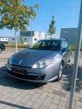 Renault Laguna TÜV und Inspektion neu - Renault Laguna mit Benzin-Antrieb: Kombi