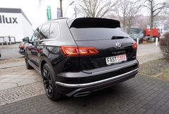 Fahrzeugabbildung Volkswagen Touareg Elegance 4Motion eHybrid Pano ACC Voll!