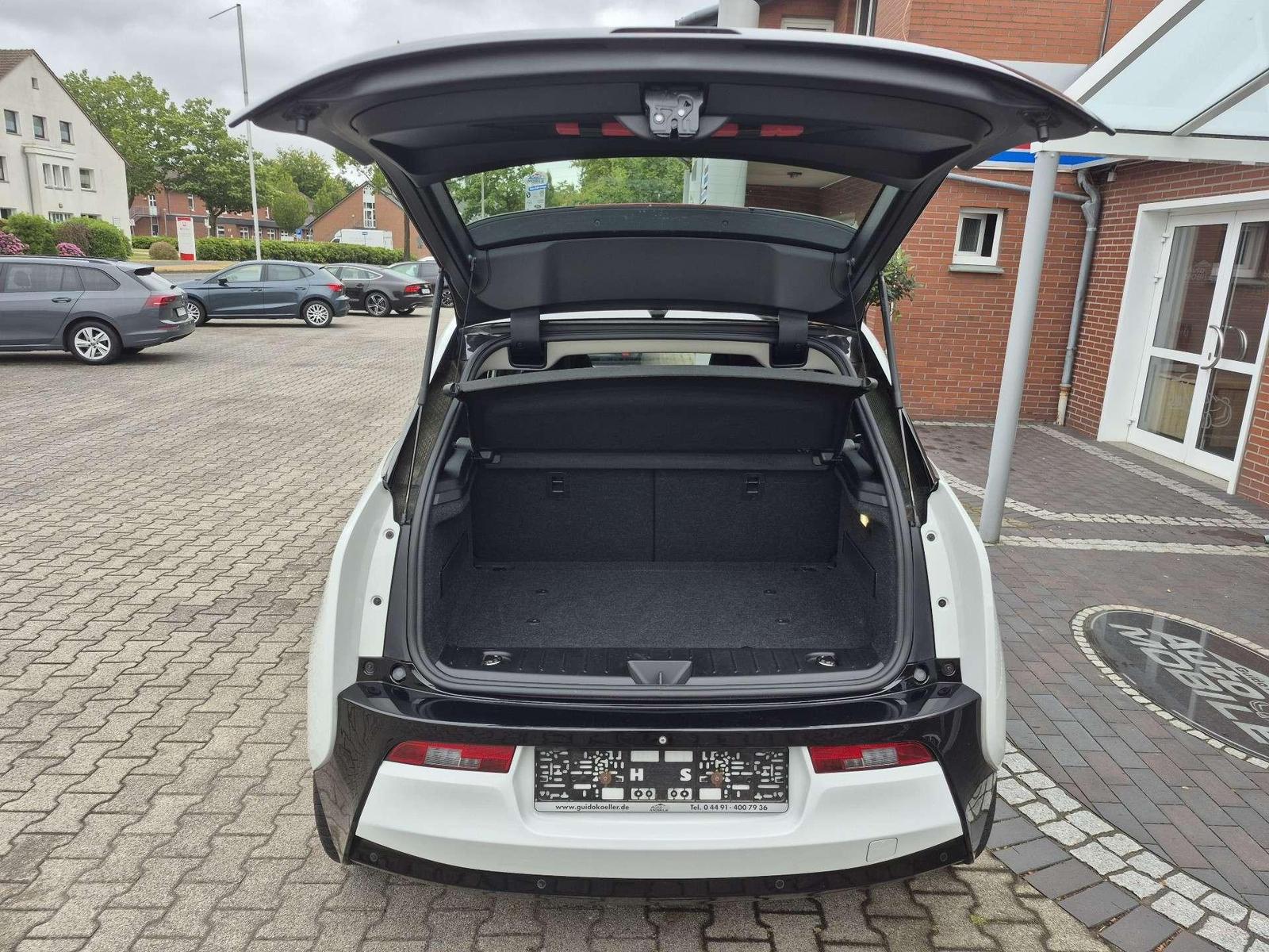 BMW i3 KLIMA RFK TEMPOMAT SR AUF ALU WR AUF ALU NAVI