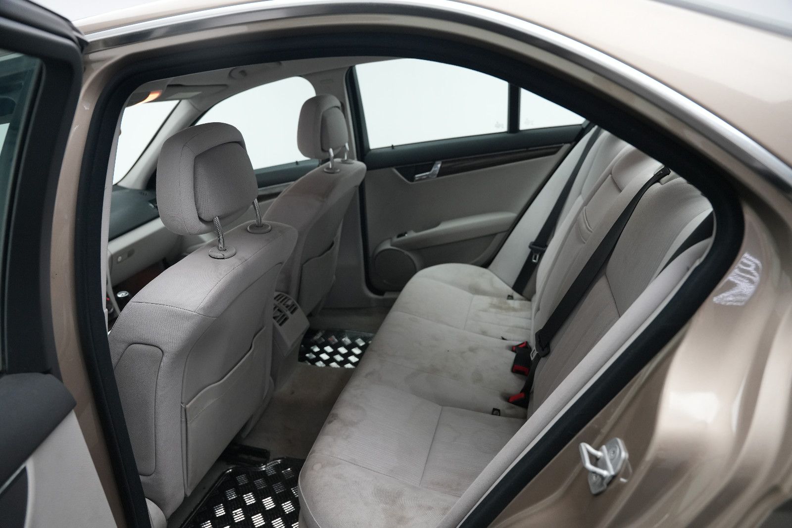 Fahrzeugabbildung Mercedes-Benz C 200 CDI BlueEfficiency/Limousine/TÜV/Xenon