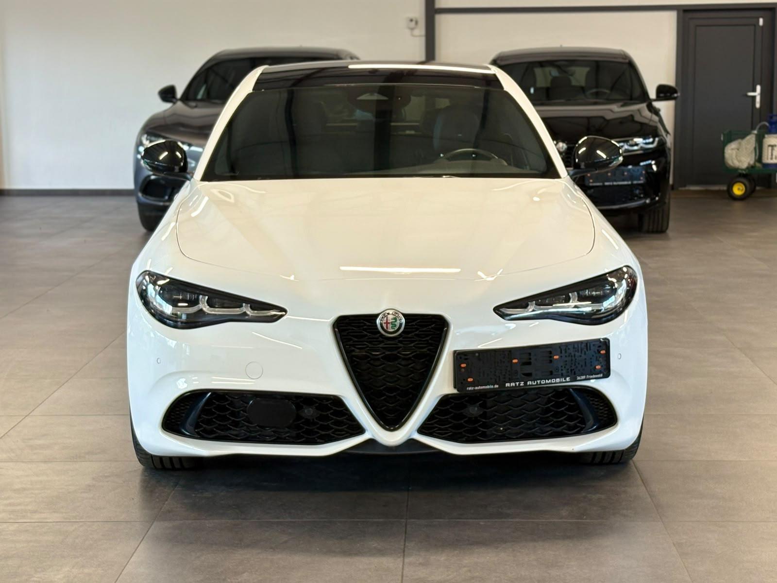 Alfa Romeo Giulia Tributo Italiano Q4 MATRIX+KAM+SHZ/LHZ+, миниатюра 2