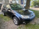 Subaru Forester 4WD ,Leder,Orig.109TKM,Facelift,Pano - schwarze Subaru Forester