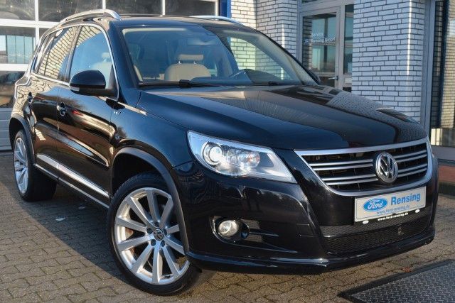 Volkswagen Tiguan Sport & Style 4Motion Leder Xenon Kamera