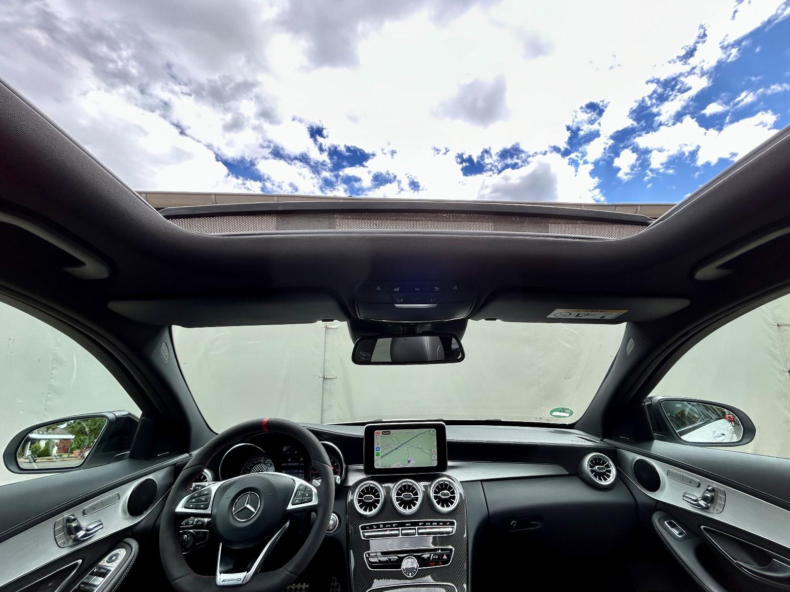 Mercedes-Benz C 43 AMG 4MATIC*LED*AHK*PANO*360*LEDER*RADAR*20"