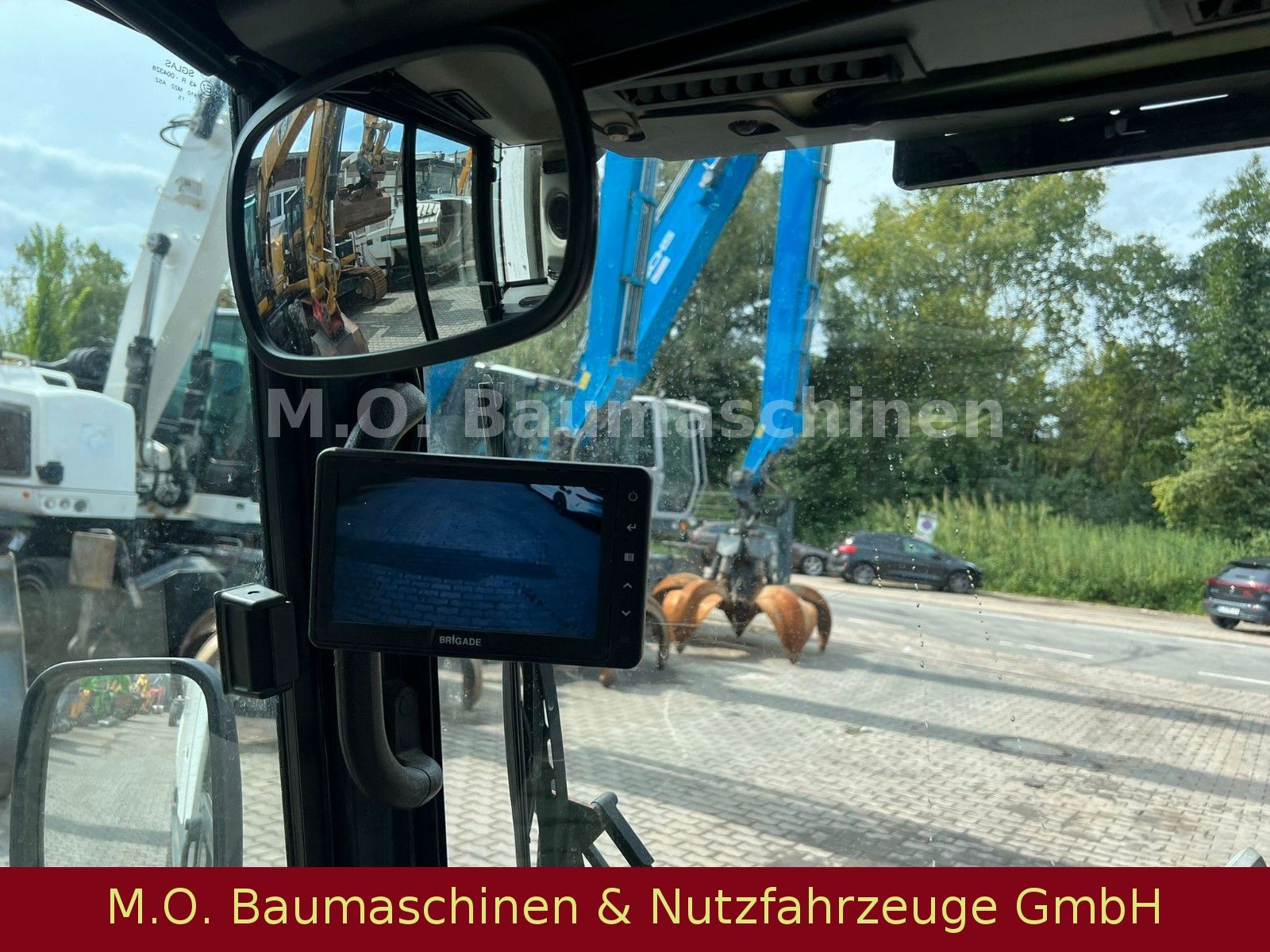 Fahrzeugabbildung Schmidt AEBI Schmidt Swingo 200 / Kehrmaschine /