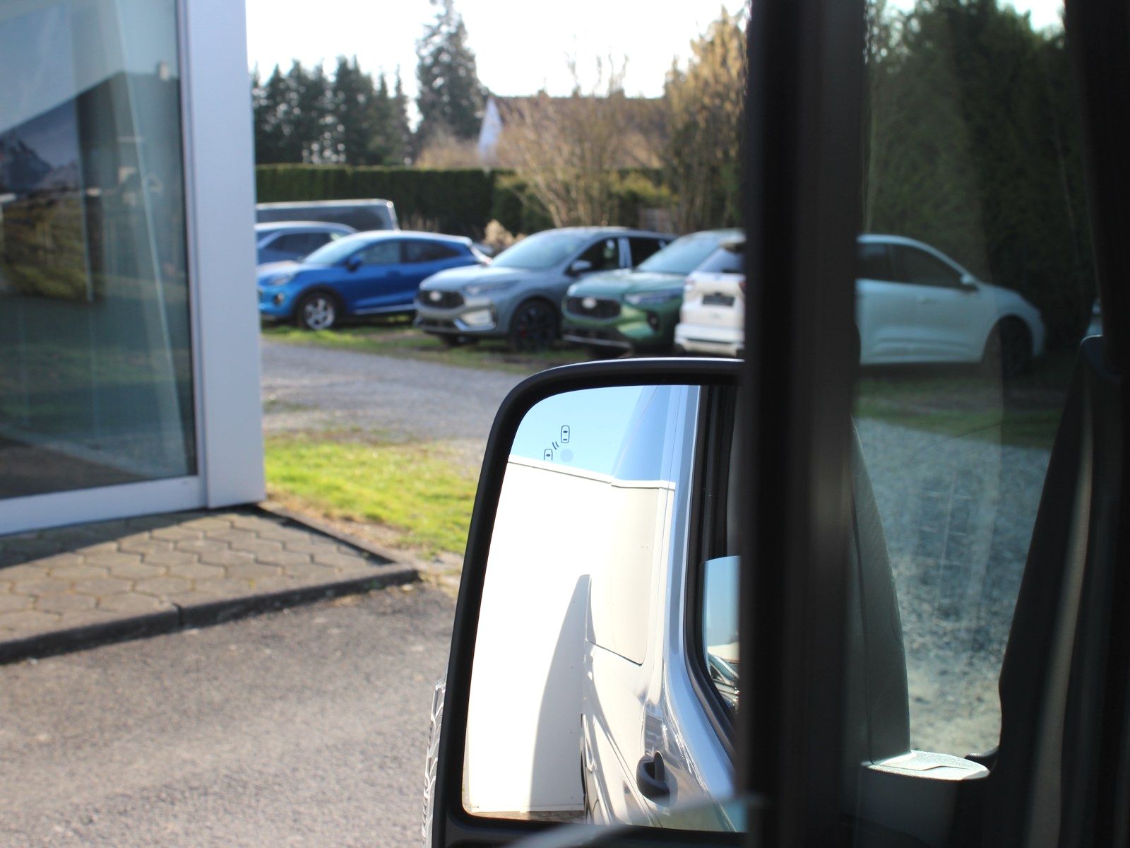 Fahrzeugabbildung Ford Transit 350 L3 Trend -Rollstuhlfahrzeug-