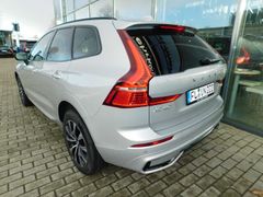 Fahrzeugabbildung Volvo XC60 B4 D Plus Dark 'Standheizung,Glasdach'