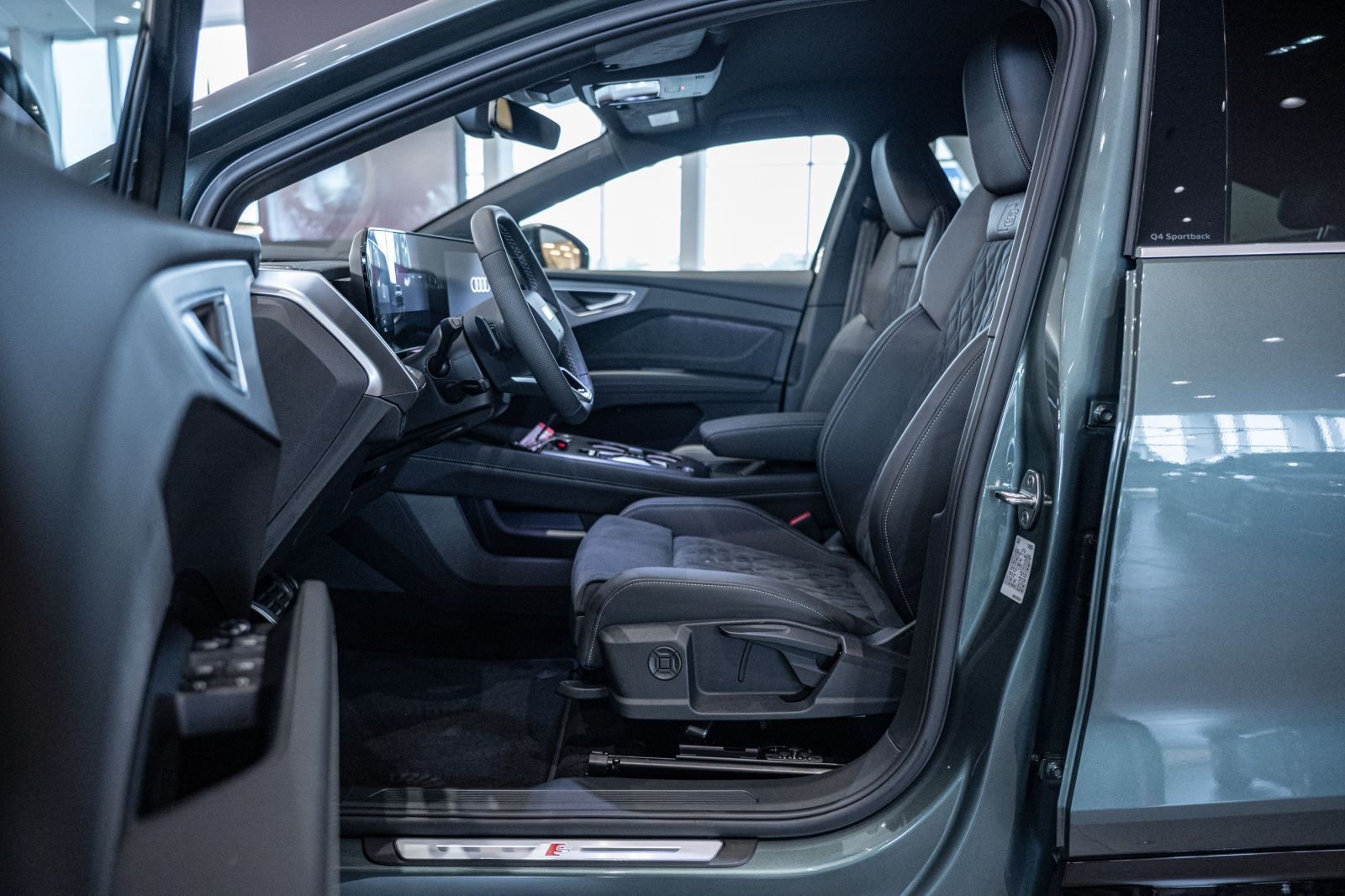 Audi Q4 e-tron - Bild 12