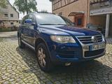 Volkswagen Touareg TDI, Scheckheft, ACC, TÜV 04.08.2027 - Volkswagen Touareg mit Diesel-Antrieb: Alcantara