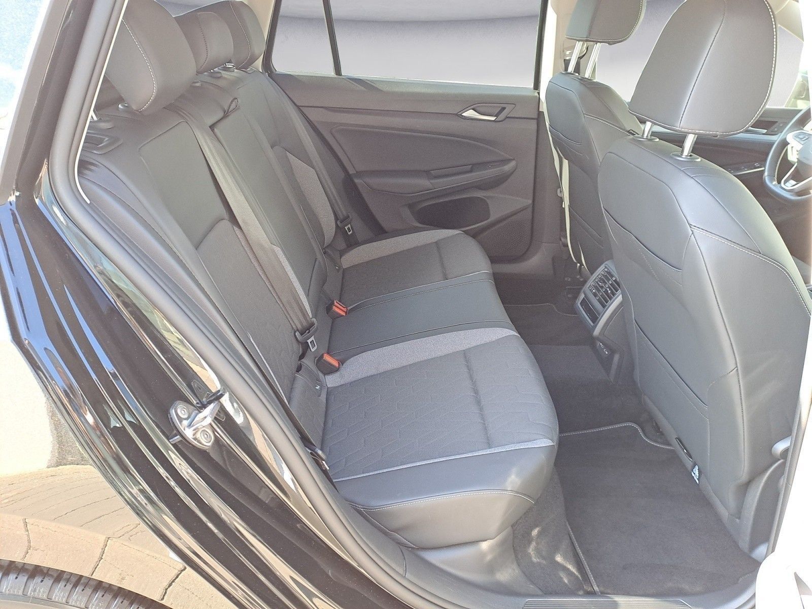 Volkswagen Golf - Bild 14