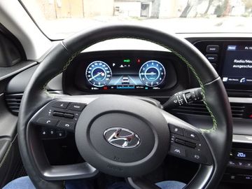 Fotografie 20 des Hyundai i20 1.0 T-GDI Intro Edition 48V Automatik Klima