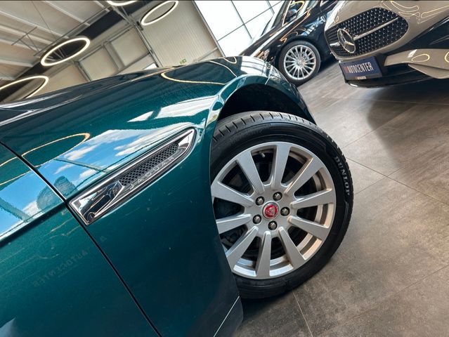 MYAUTOCENTER – Gebraucht- und Jahreswagen mit Werkstattservice in Pfaffenhofen Jaguar XE Pure *LED*Keyless*2-Zonen*Tempo*Navi*