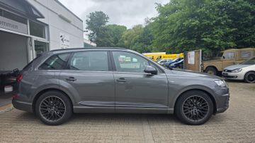 Audi Q7 - 4