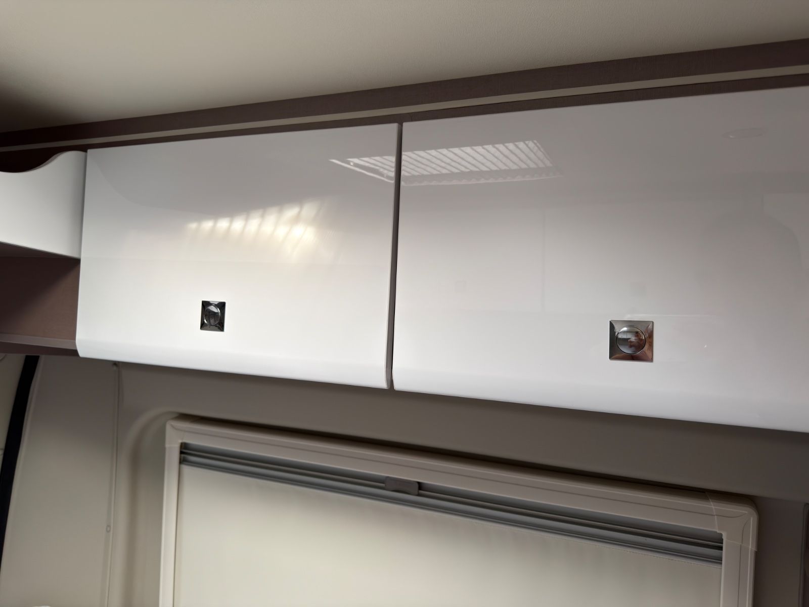Fahrzeugabbildung Bürstner Eliseo C602|LUFTFAHRWERK|KAMERA|FACELIFT