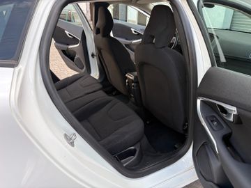 Volvo V40 - 10