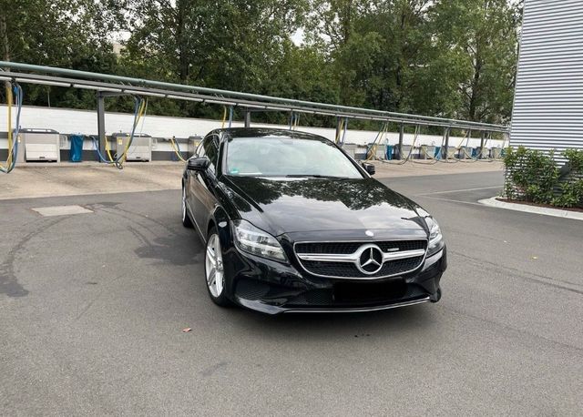 MERCEDES-BENZ CLS 220