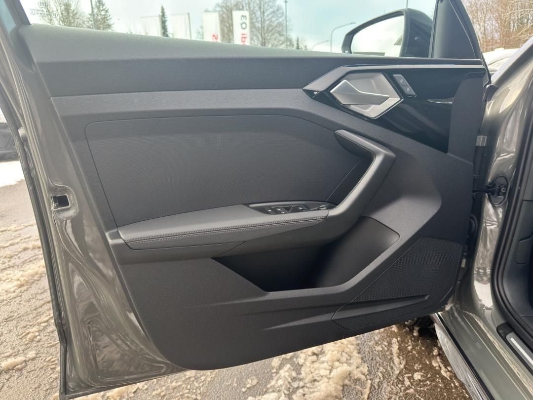 Fahrzeugabbildung Audi A1 allstreet 35 TFSI S tronic, Optikpak., GRA, S