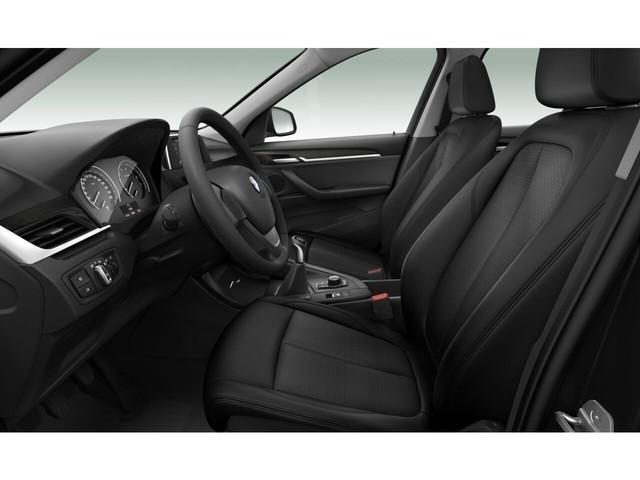 BMW X1 sDrive18i Panoramadach Bluetooth PDC Klima DP, миниатюра 3