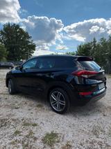 Hyundai Tucson 1.6 T-GDI 4WD DCT Trend | 1.Hand  - Hyundai aus 2015