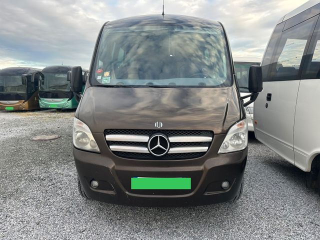 Mercedes-Benz 818 Unvi Compa,