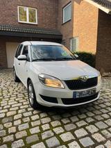 Skoda Roomster 1.6l TDI TÜV Neu/ SHZ/ Klima/ Rückfahrk
