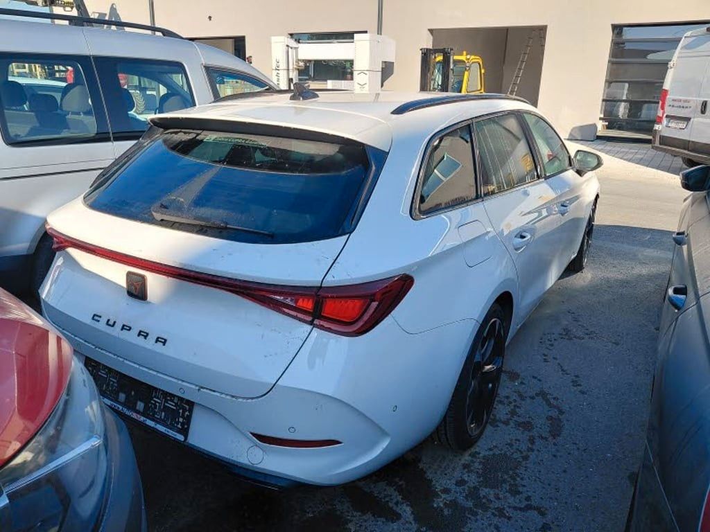 Cupra Leon SP Kombi 1.5 eTSI DSG 150 Netto € 12.675,- imagem 3