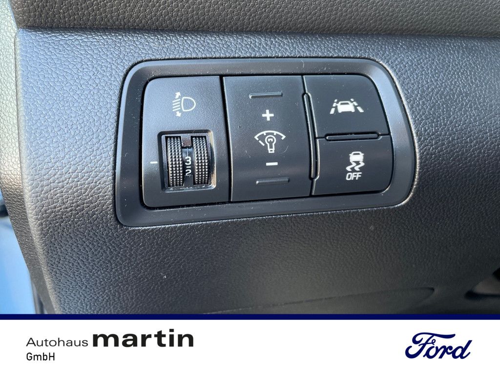 Fahrzeugabbildung Hyundai i20 1.0 Trend NAVI USB FSE KLIMA PDC SITZHEIZUNG