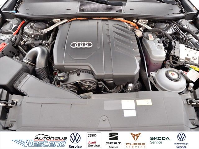 Fahrzeugabbildung Audi A6 Avant 55 TFSIe 270kW qu. Pano HDMatrix Navi