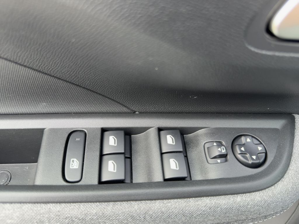 Fahrzeugabbildung Opel Frontera GS Hybrid WINTER RFK