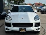 Porsche Cayenne S E-Hybird - Porsche Cayenne mit Hybrid-Antrieb: Geländewagen