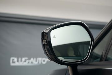 صورة مصغرة 13 لـ 2022 Aston Martin DBX