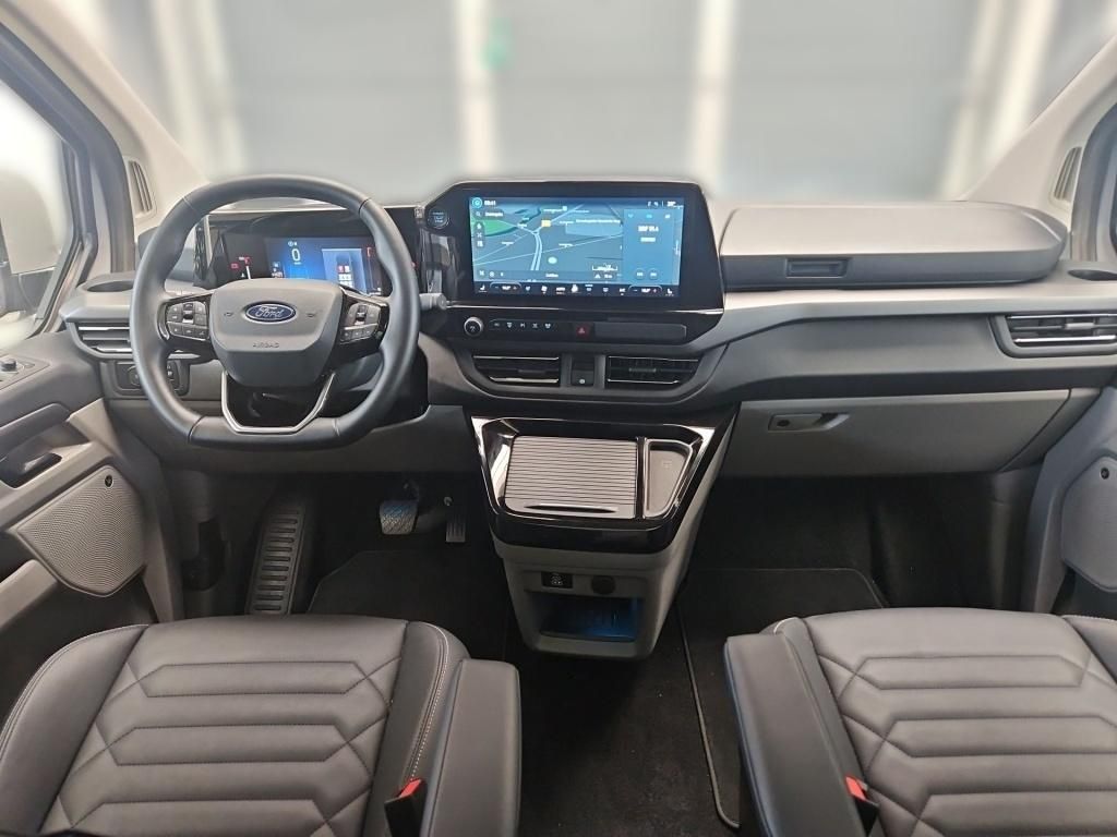 Fahrzeugabbildung Ford Tourneo Custom Titanium X 8 Sitze Pano 4xSitzhzg