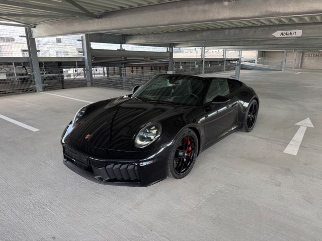 Porsche 992 GTS 4 Cabrio Facelift
