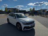 Volkswagen VW Tiguan R Line mit Vollausstattung - Volkswagen Tiguan: Vollausstattung