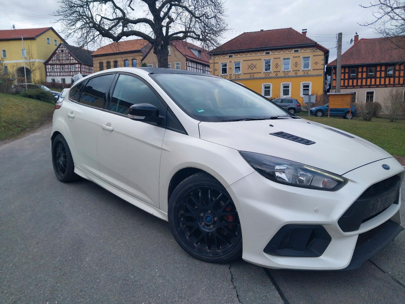Ford Focus 1,5 EcoBoost  ST-Line Neuer Motor !