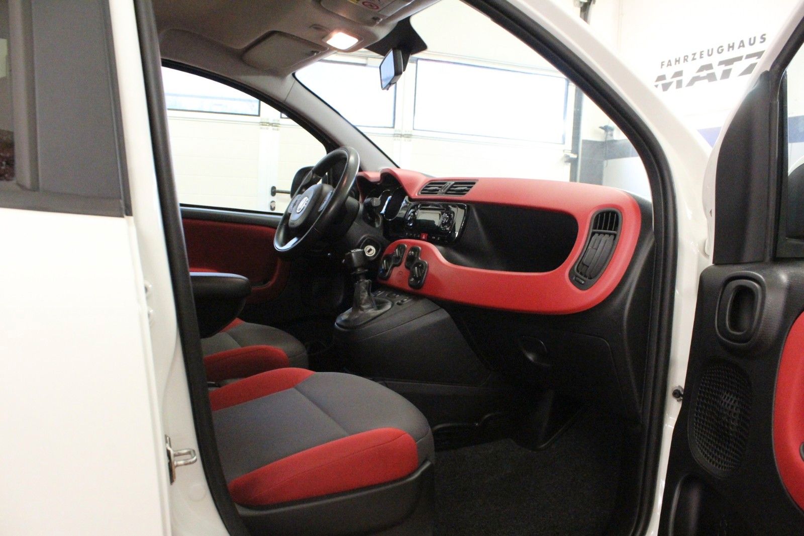 Fahrzeugabbildung Fiat Panda  Lounge 1.2